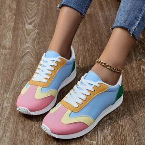 Women Sneakers Size 7.5  38 Pink  Blue Color Block